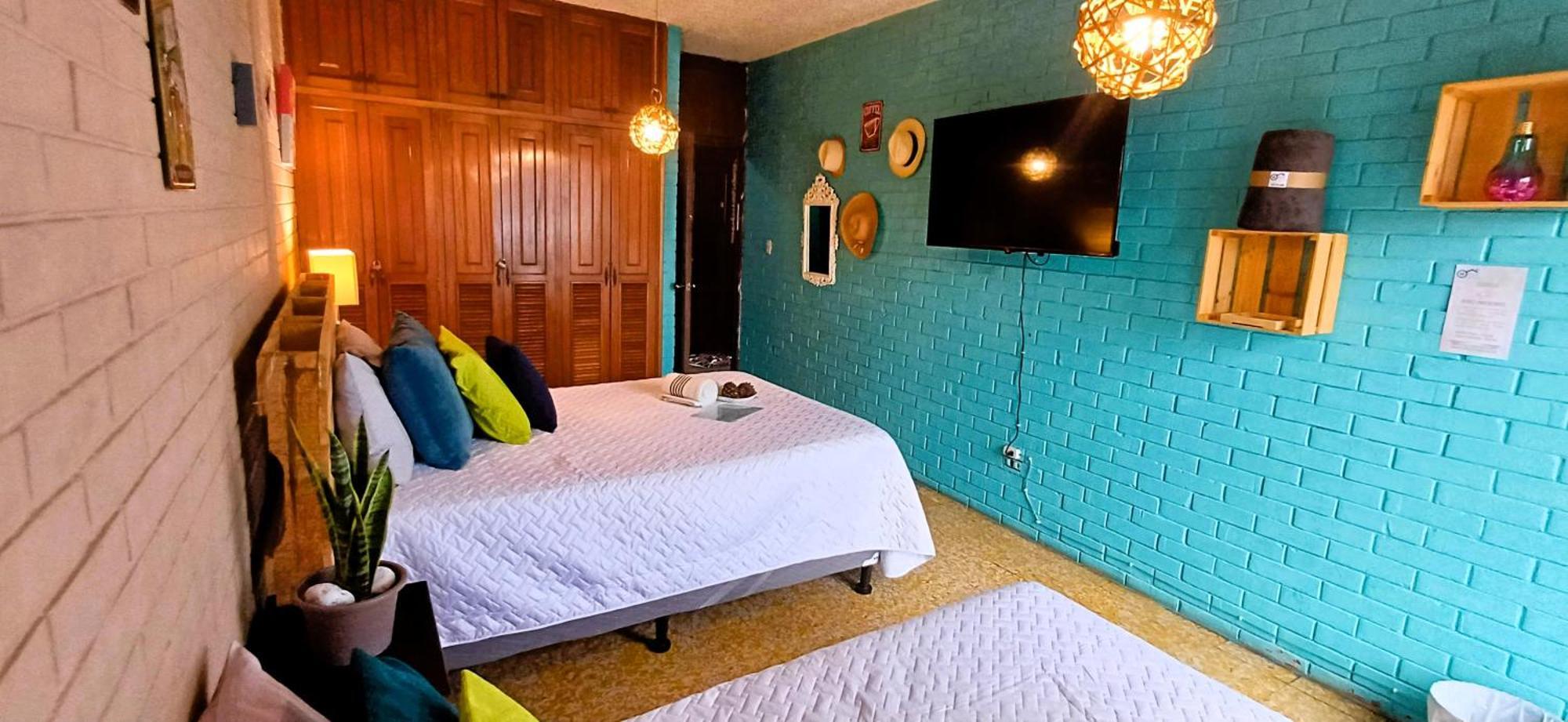 Hostal De Lucca Guatemala City Exterior foto