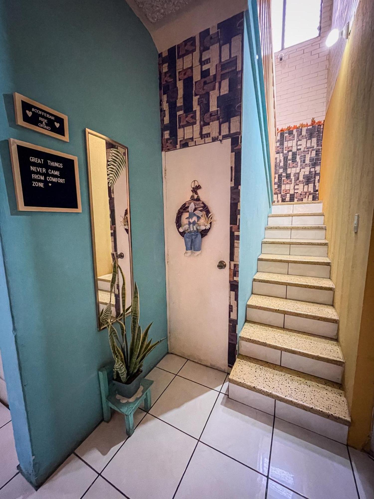 Hostal De Lucca Guatemala City Exterior foto